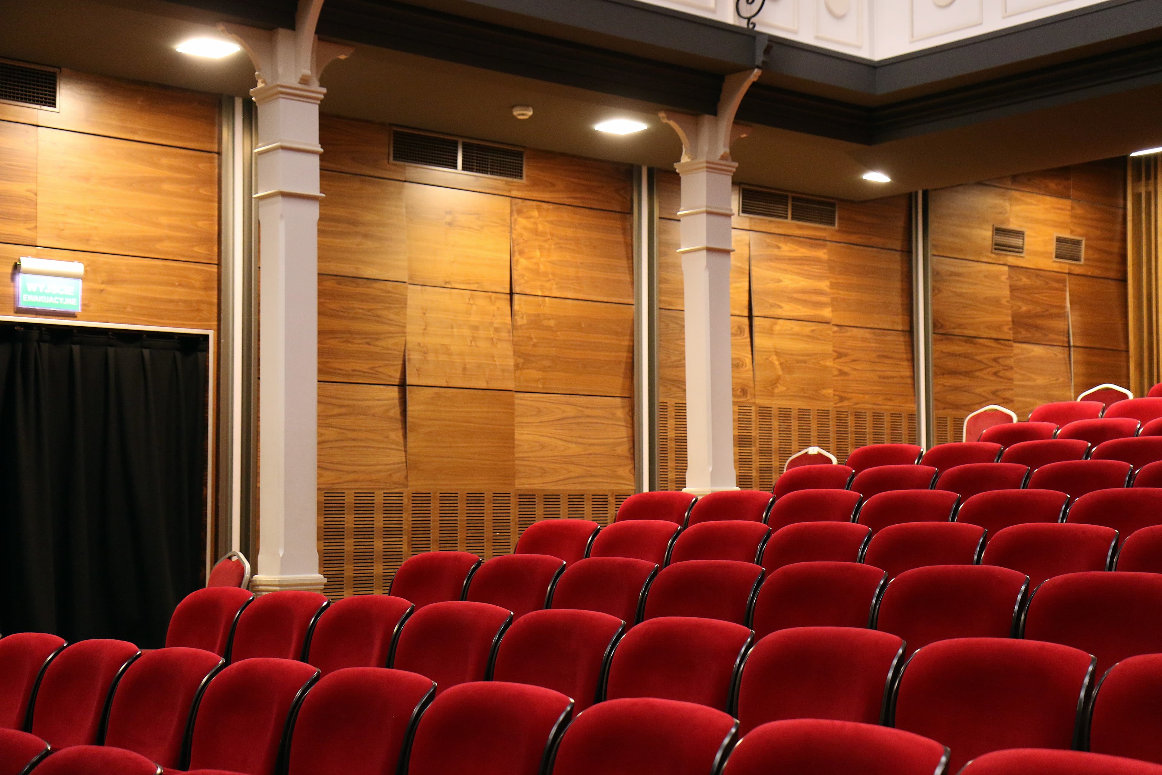 Theater / AV Room : Entertainment mode on with state-of-the-art AV systems