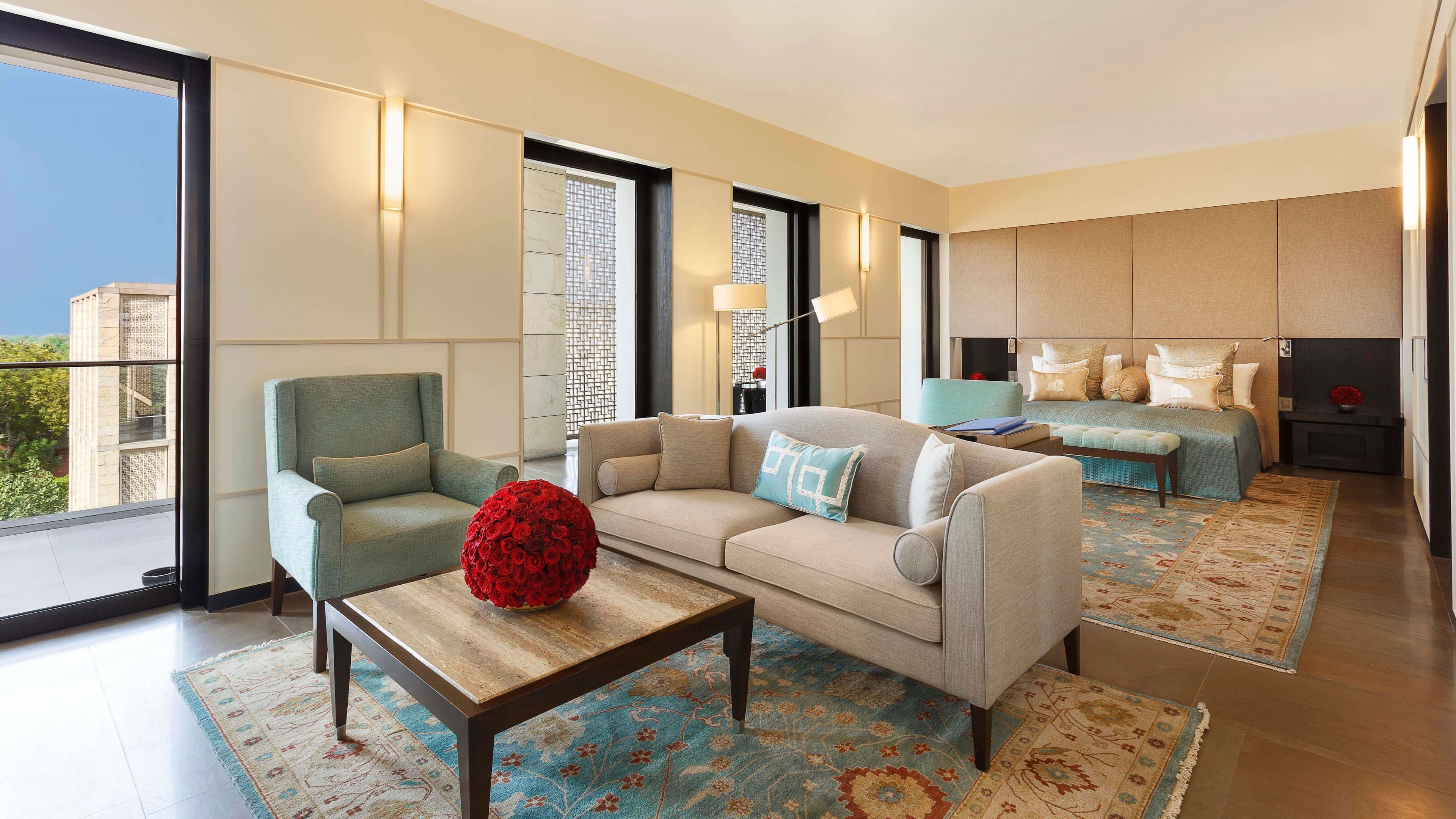 Grandeur : Experience luxury and grandeur